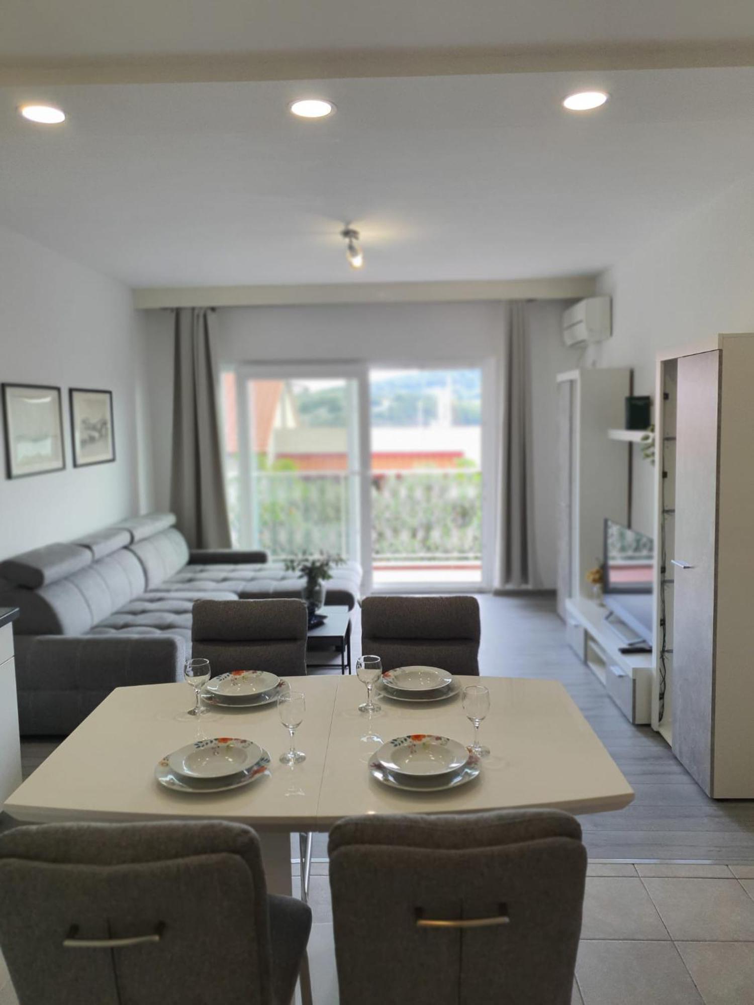 Guesthouse Mila Tisno Exterior foto
