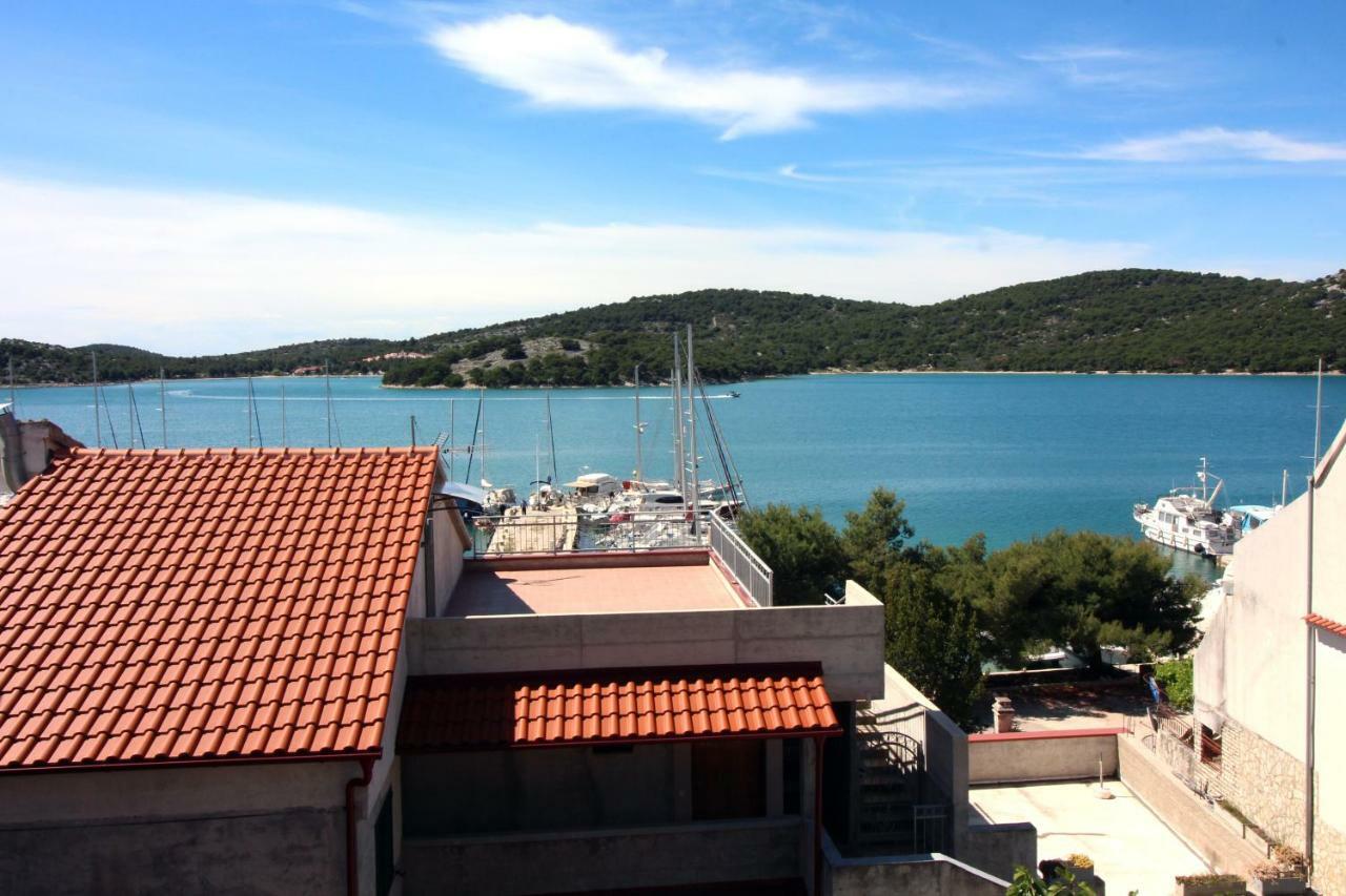 Guesthouse Mila Tisno Exterior foto